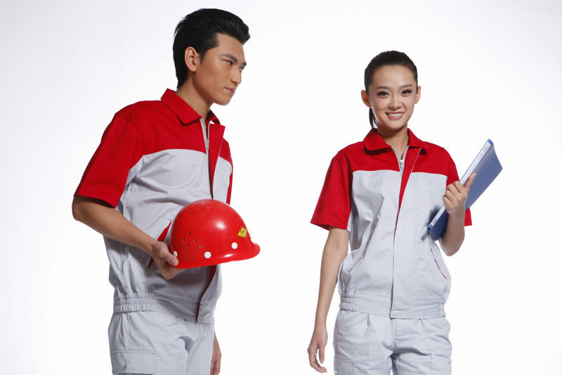 定制工作服的種類有哪些?要考慮幾個(gè)要點(diǎn)?